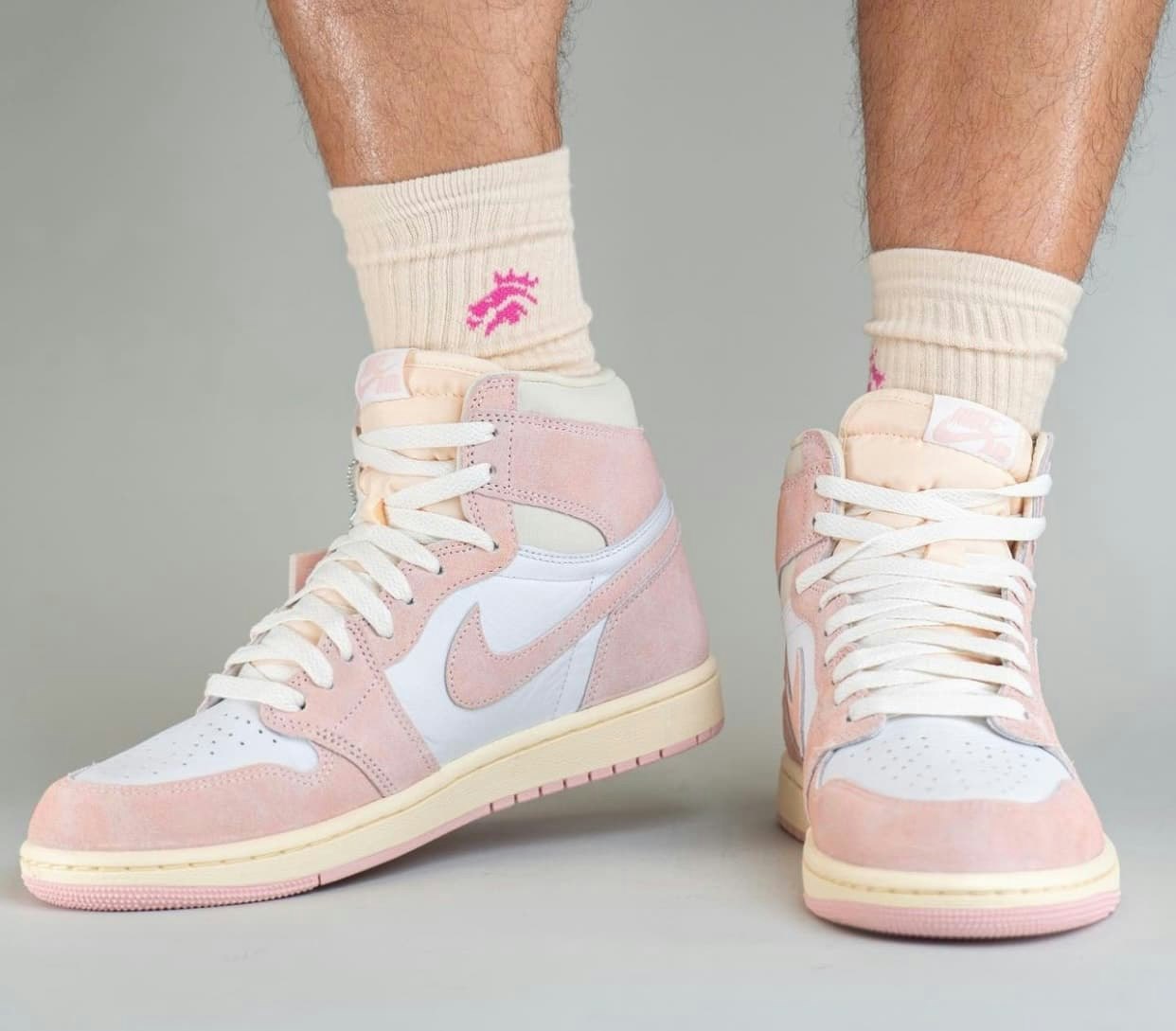 Air Jordan 1 High OG "Washed Pink" 