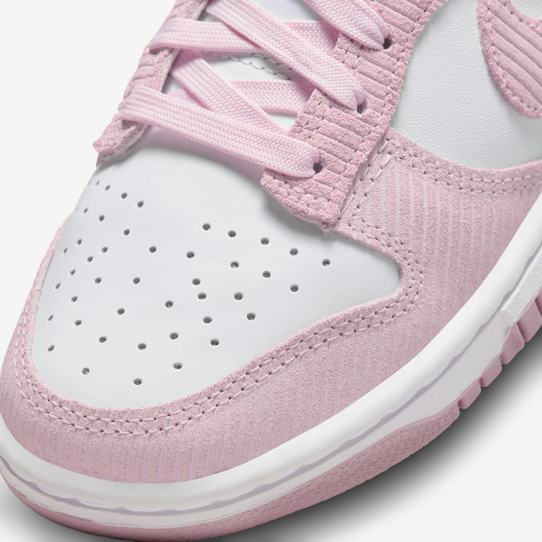 Nike Dunk Low "Pink Corduroy"