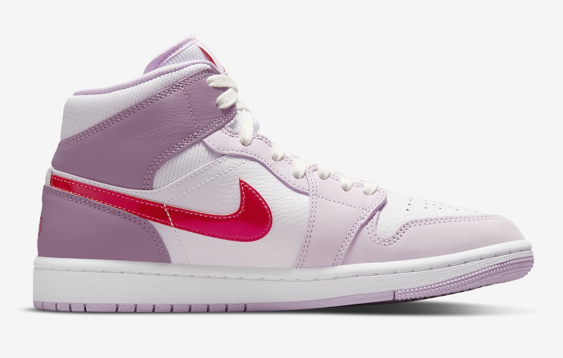 Air Jordan 1 Mid "Valentine’s Day"