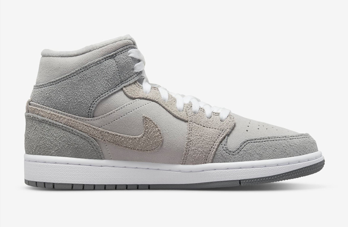 Air Jordan 1 Mid SE "College Grey"  