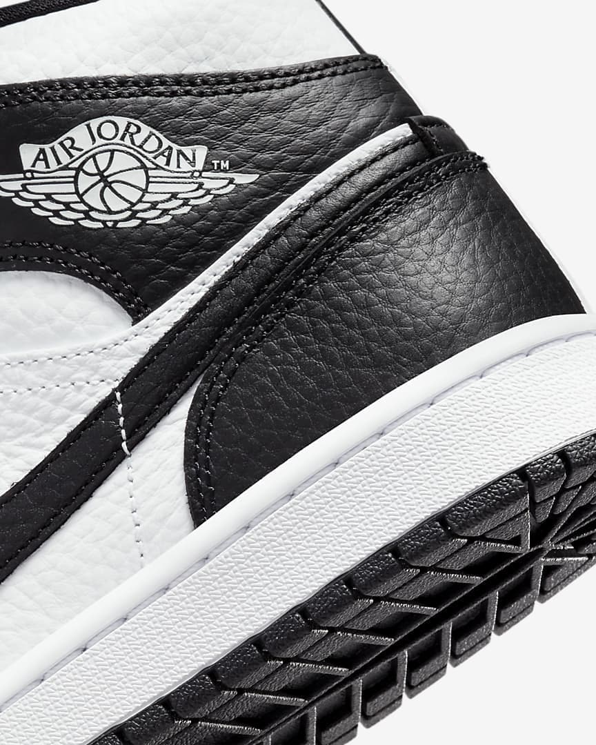 Air Jordan 1 Mid "Invert"