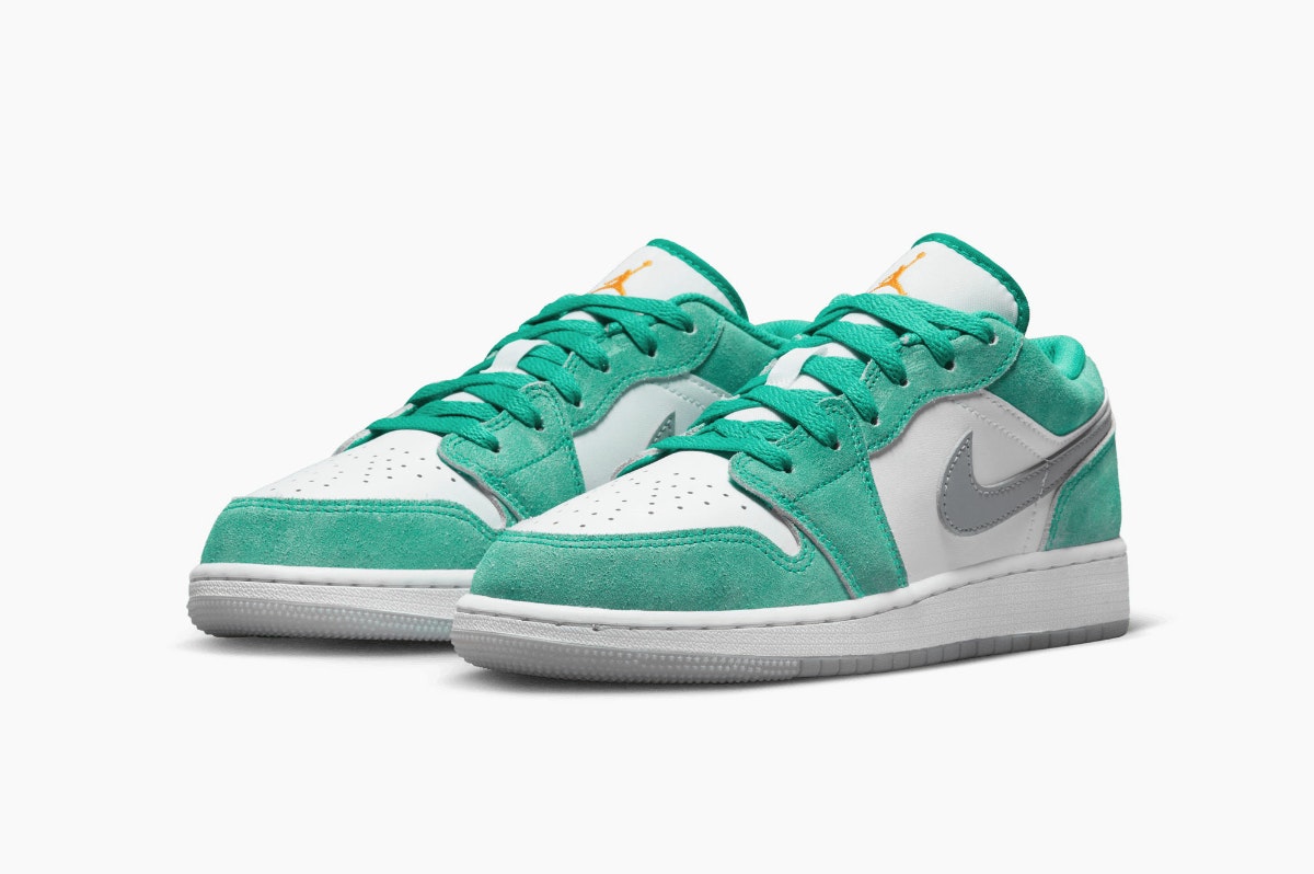 Air Jordan 1 Low GS "New Emerald"
