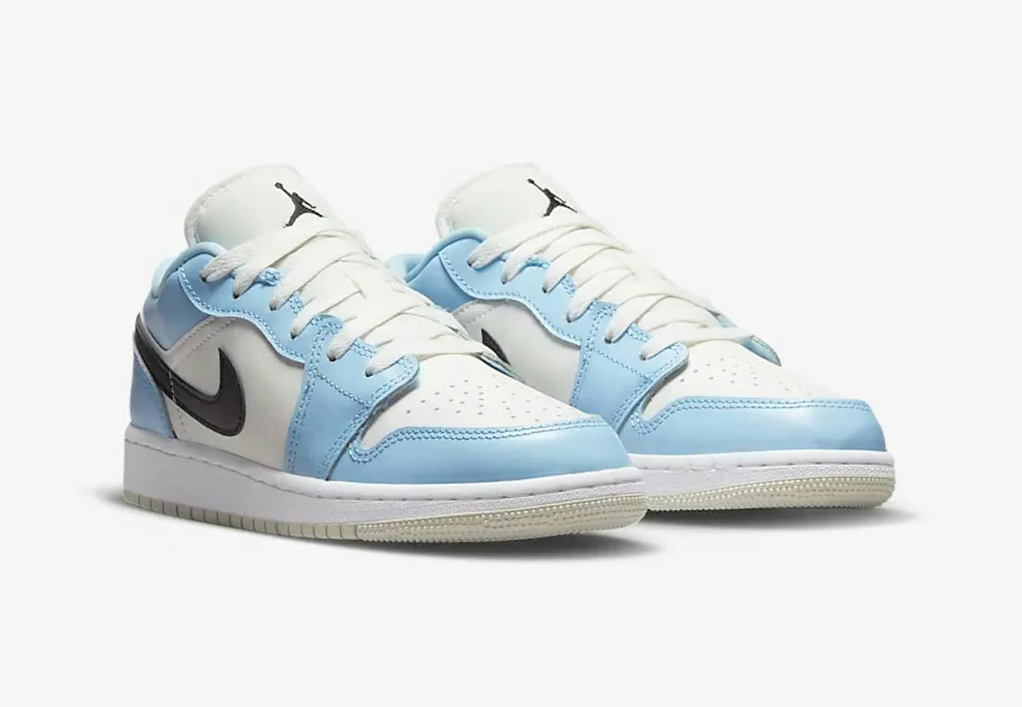 Air Jordan 1 Low GS "Ice Blue"
