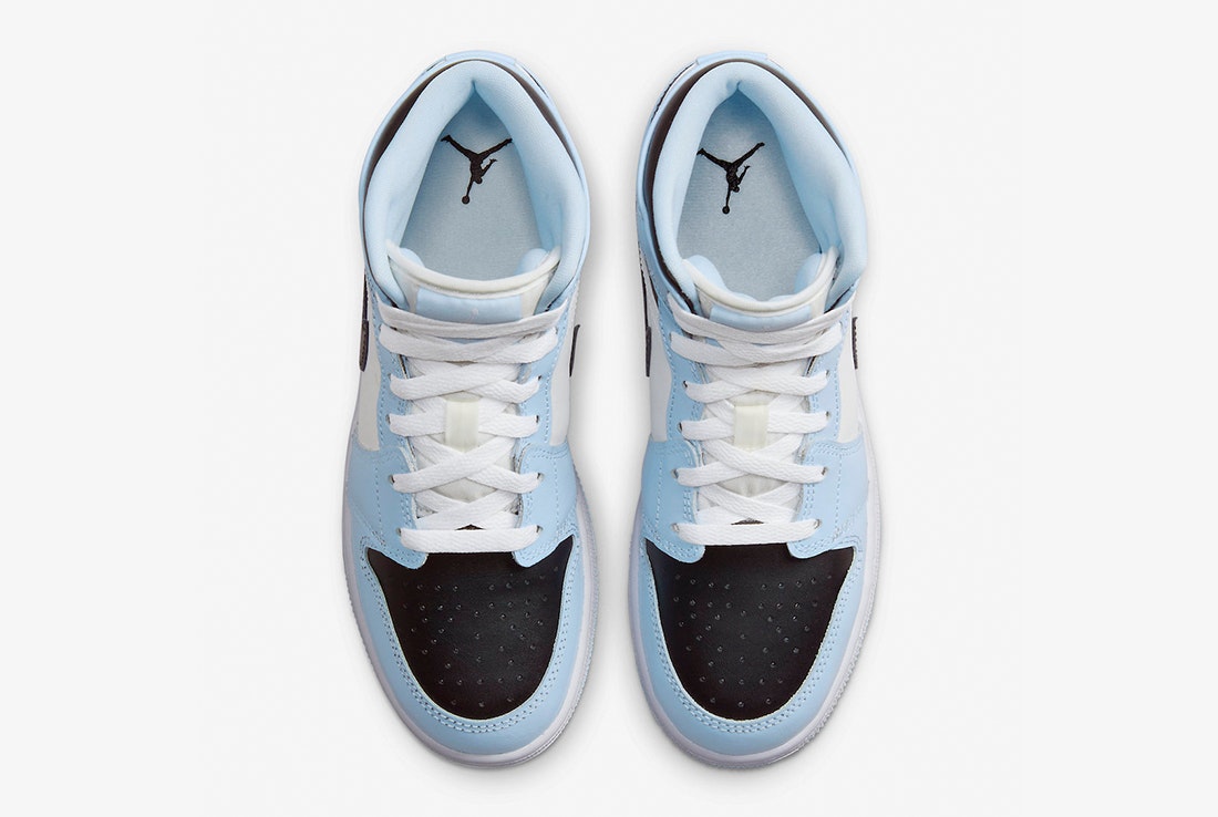 Air Jordan 1 Mid GS "Ice Blue"