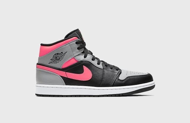 Air Jordan 1 Mid “Hot Punch”