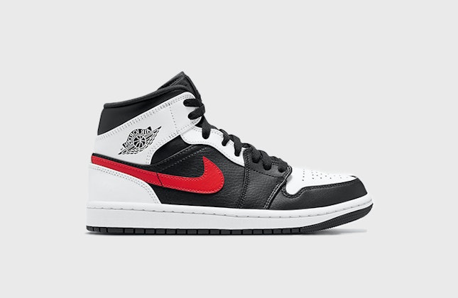 Air Jordan 1 Mid "Chile Red" Air Jordan 1 Mid "Chile Red"