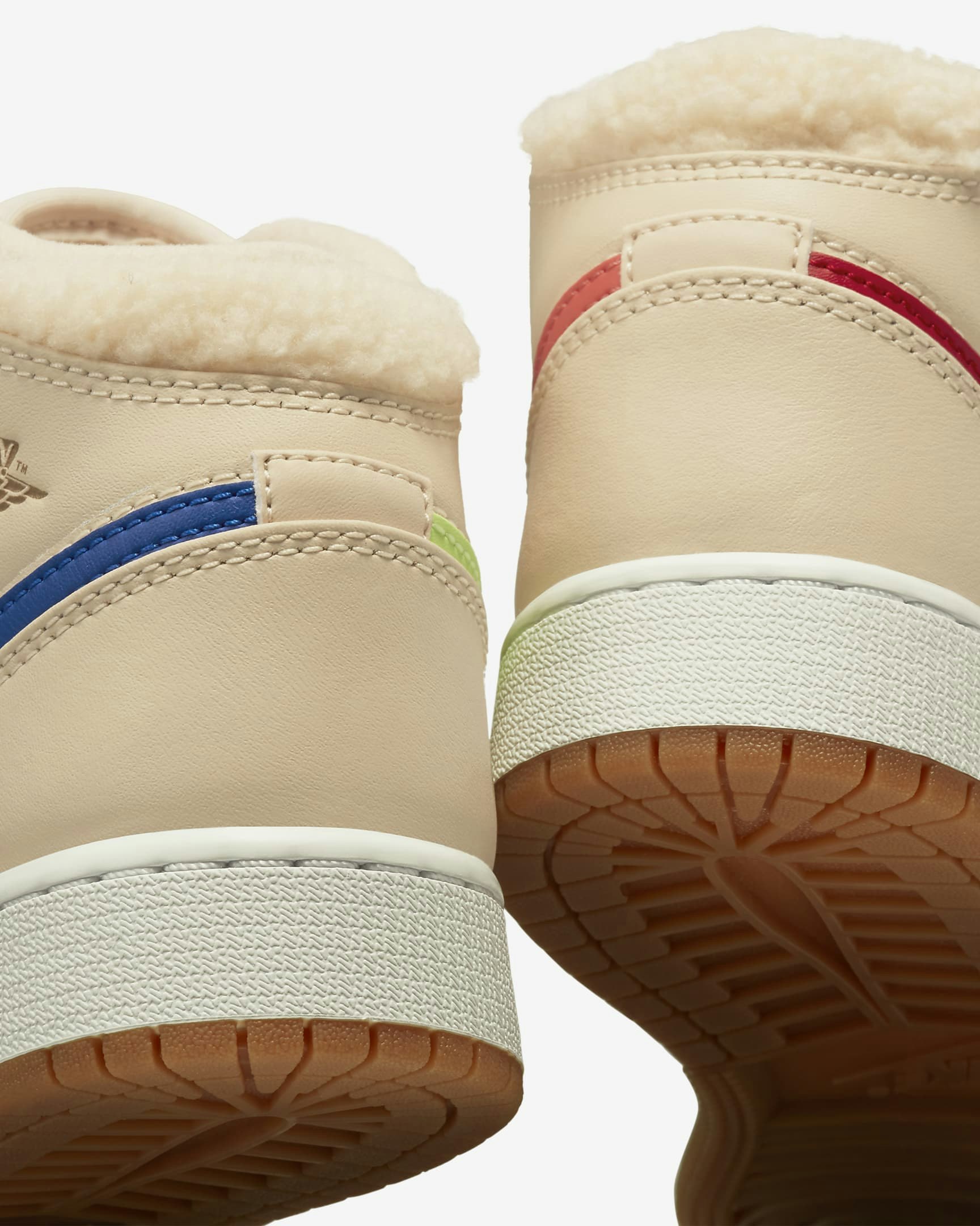 Air Jordan 1 Mid GS "Winter"