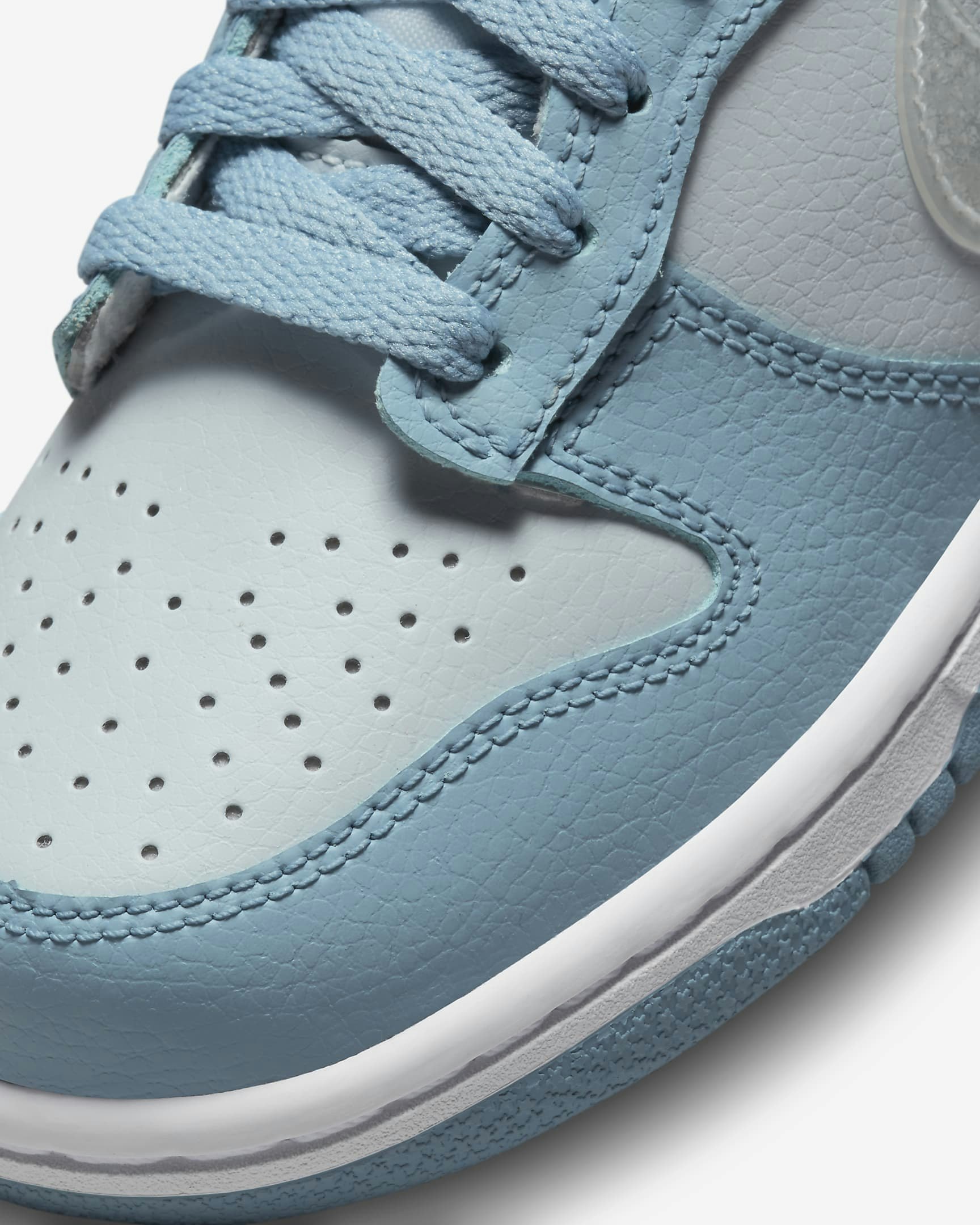 Nike Dunk Low GS "Worn Blue"