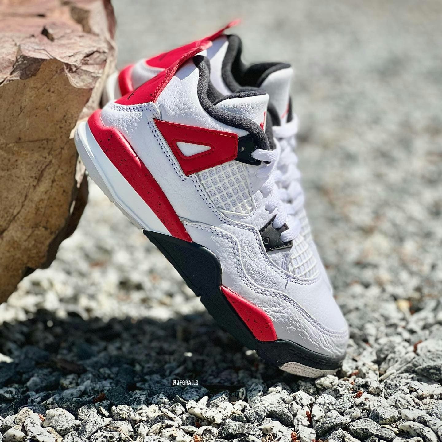 Air Jordan 4 "Red Cement"