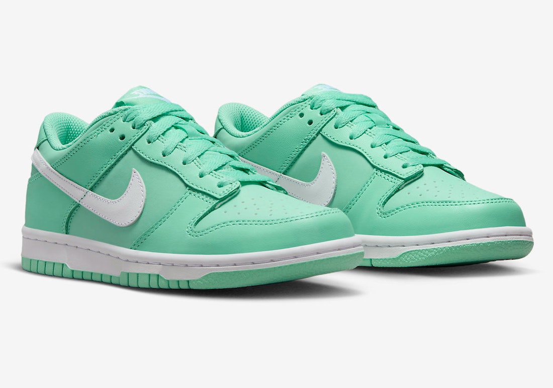 Nike Dunk Low GS "Light Menta"