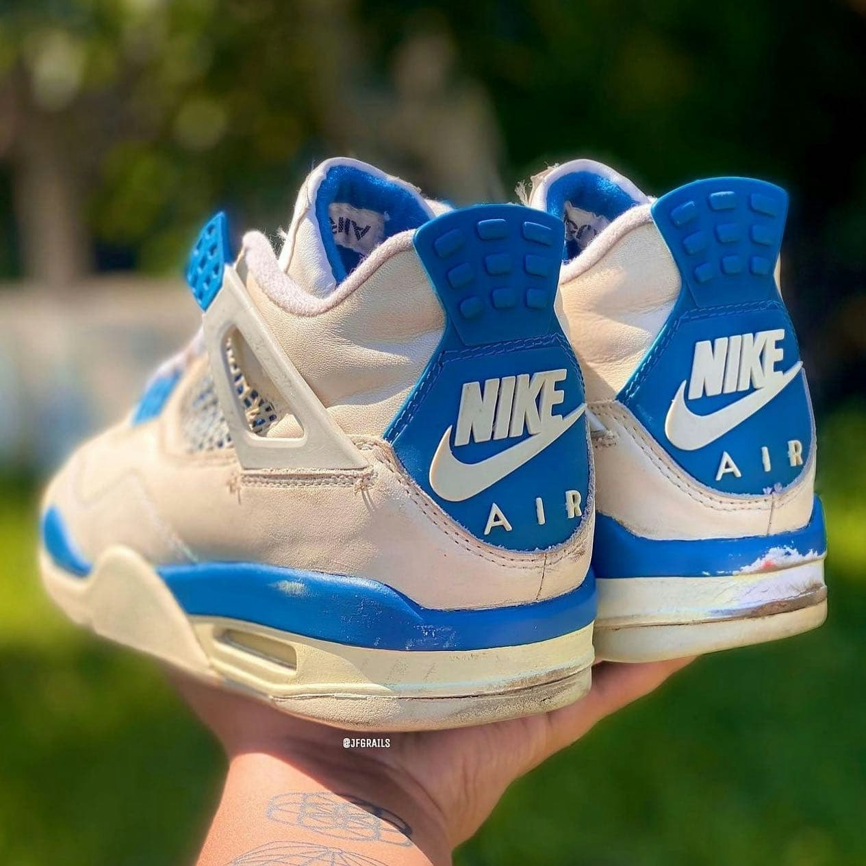 Air Jordan 4 "Military Blue"