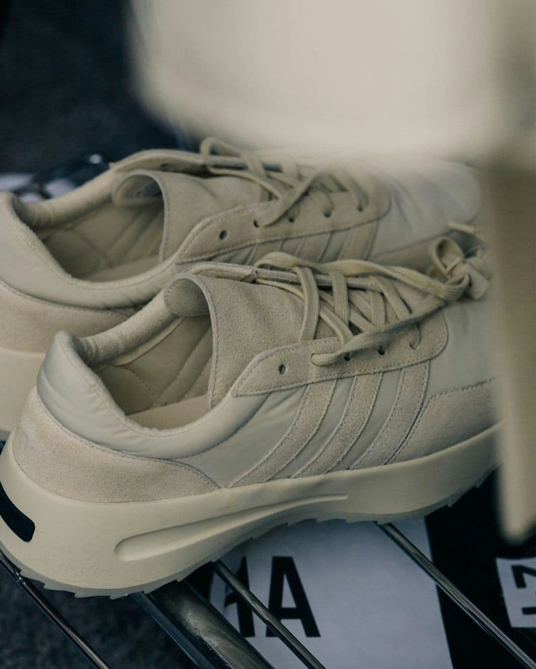 Fear of God x Adidas-Sneaker