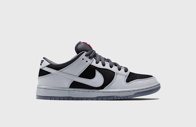Atlas x Nike Dunk SB Low "35MM Grey" Atlas x Nike Dunk SB Low "35MM Grey"