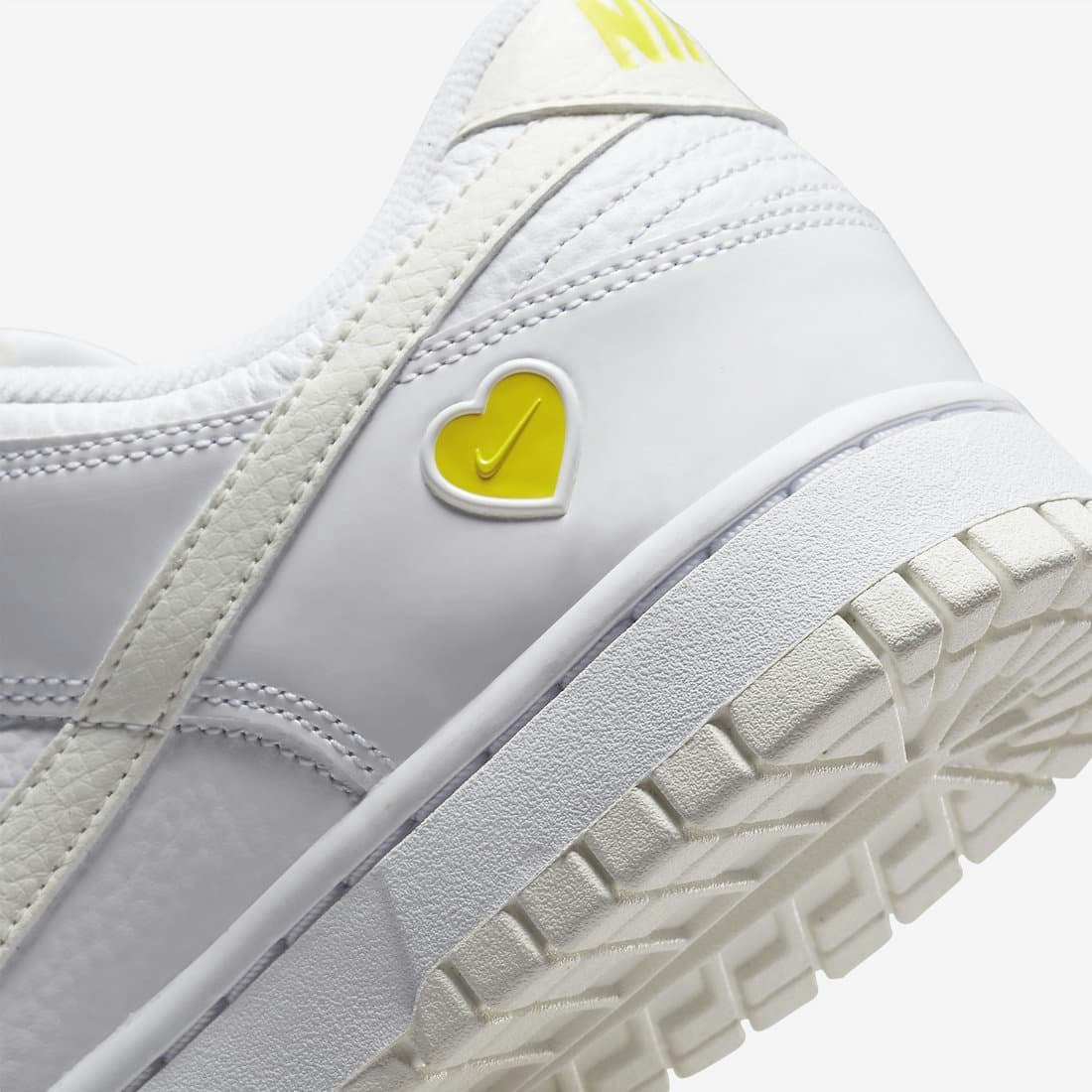 Nike Dunk Low "Yellow Heart"