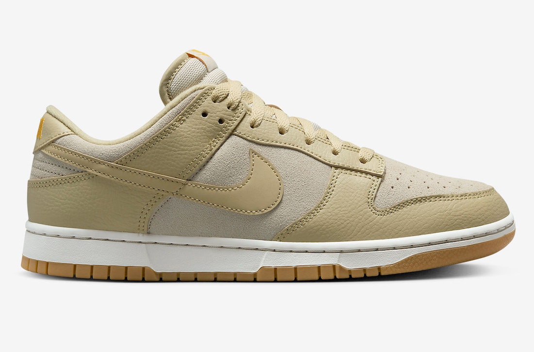 Nike Dunk Low "Tan Suede"