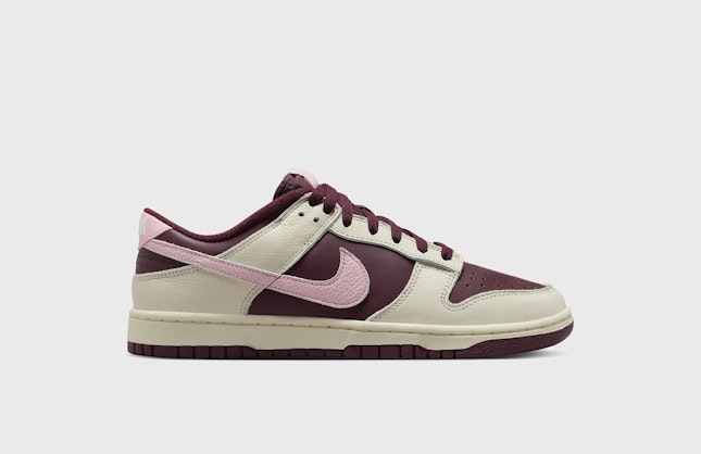 Nike Dunk Low "Valentine’s Day"