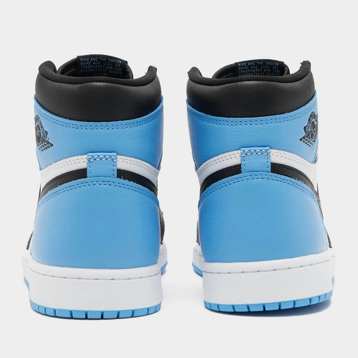 Air Jordan 1 Retro High OG "UNC Toe"