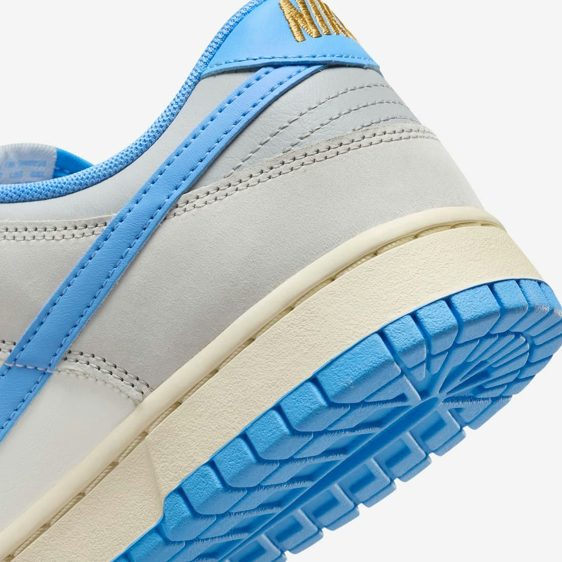Nike Dunk Low "Athletic Departemnt"