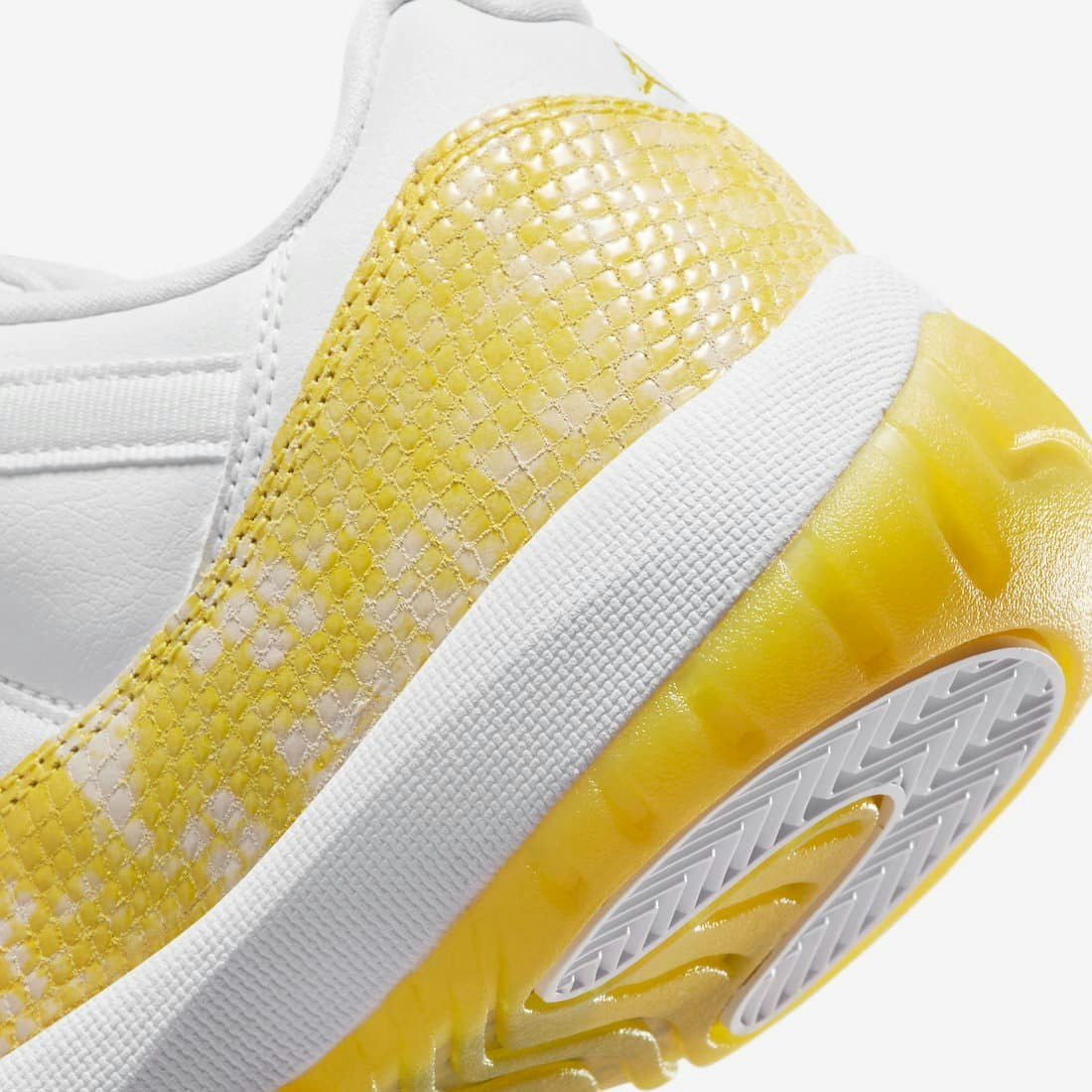 Air Jordan 11 Low "Yellow Snakeskin"