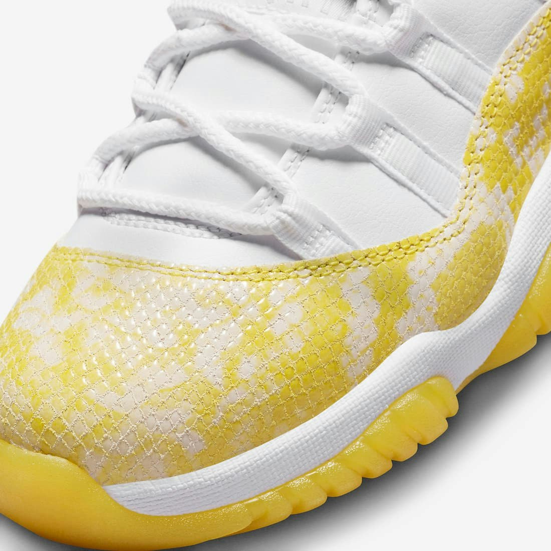 Air Jordan 11 Low "Yellow Snakeskin"