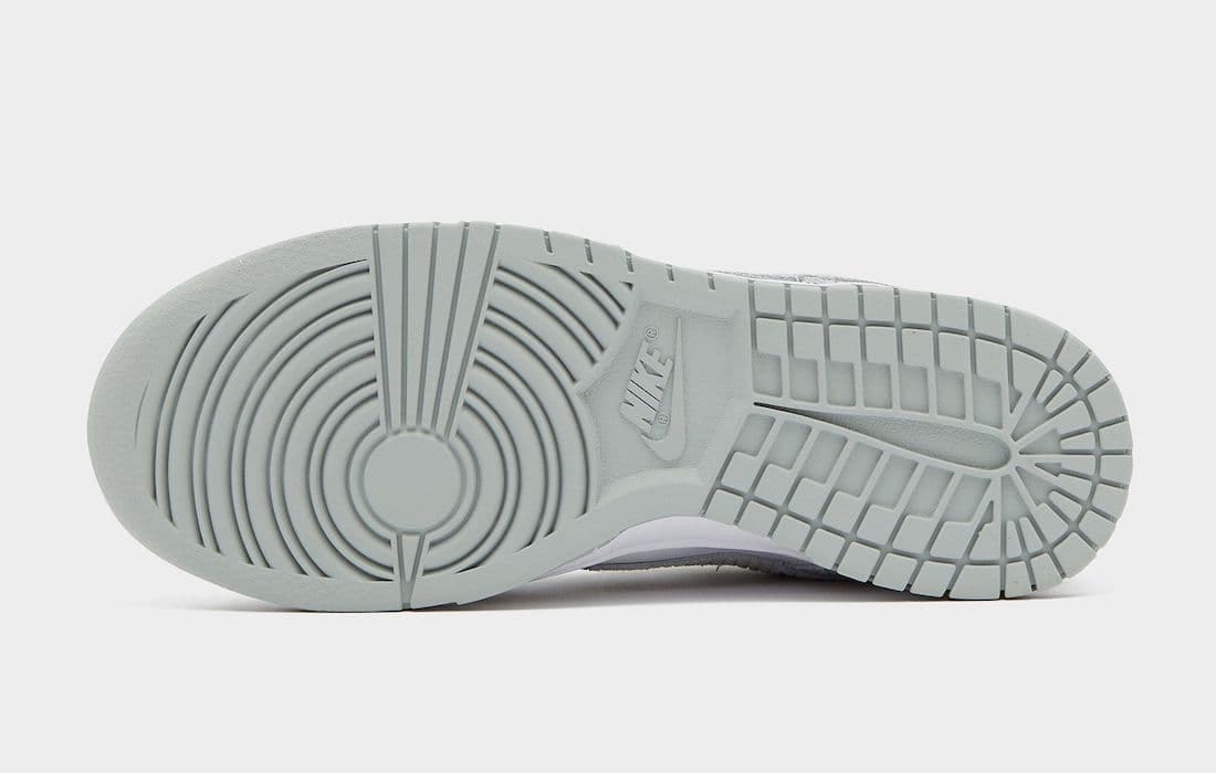Nike Dunk Low "Grey Corduroy"