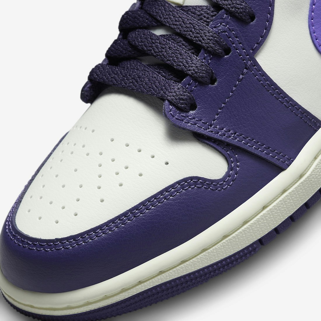 Air Jordan 1 Low "Sky J Purple"