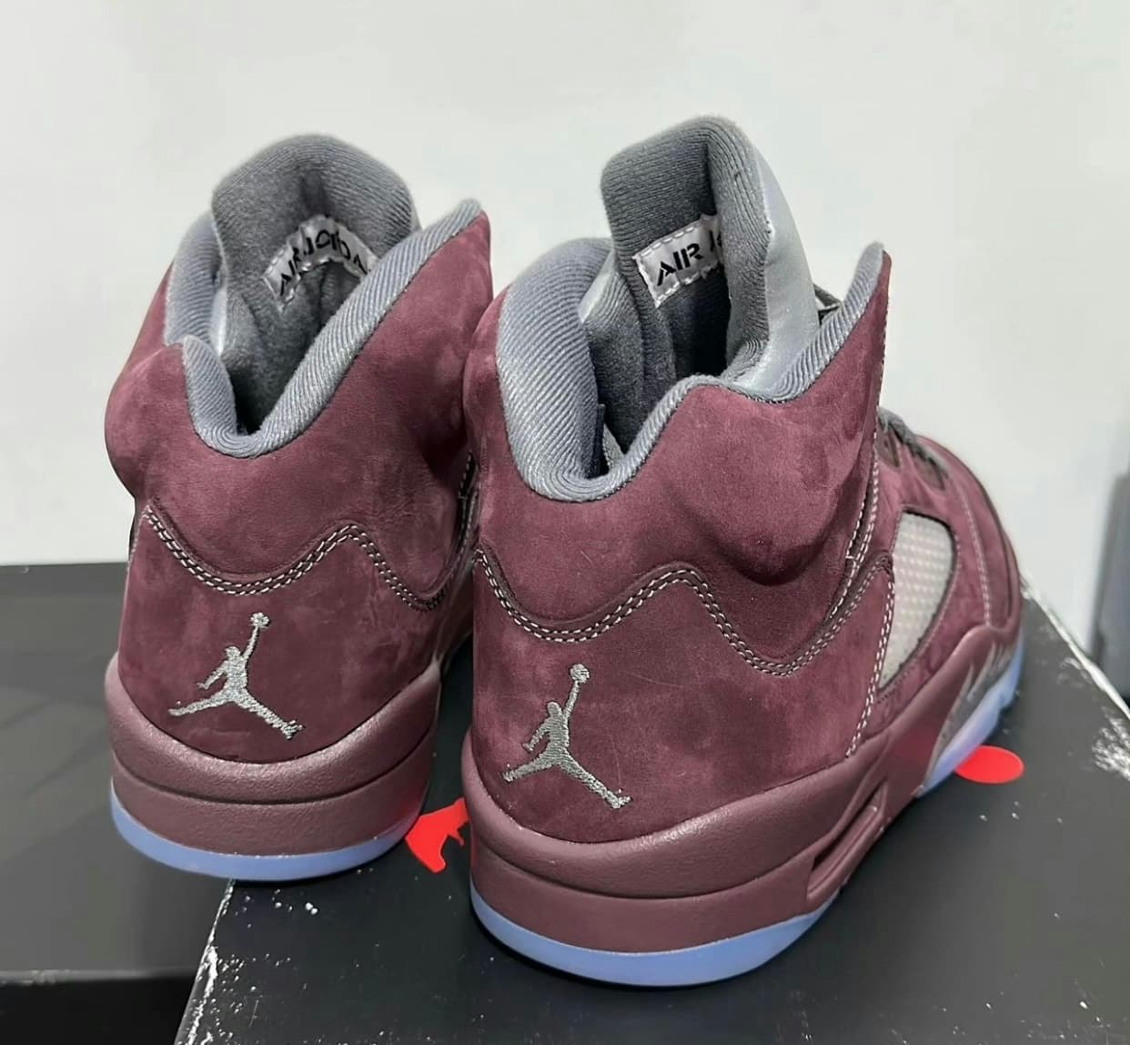 Air Jordan 5 "Burgundy"