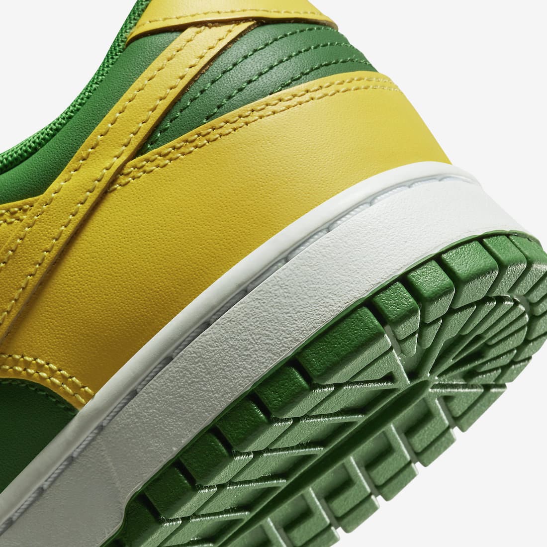 Sb dunk low pro brazil new arrivals