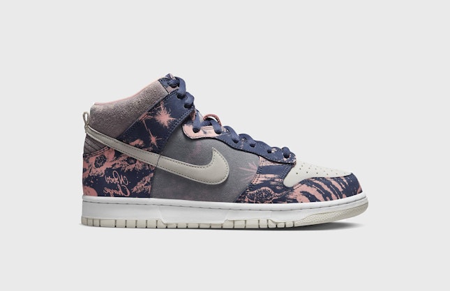 SoulGoods x Nike Dunk High "2000s"