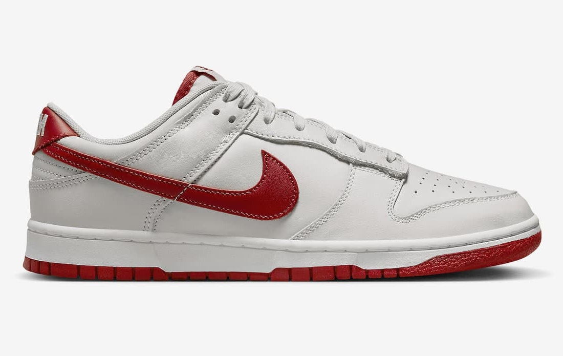  Nike Dunk Low "Varsity Red"