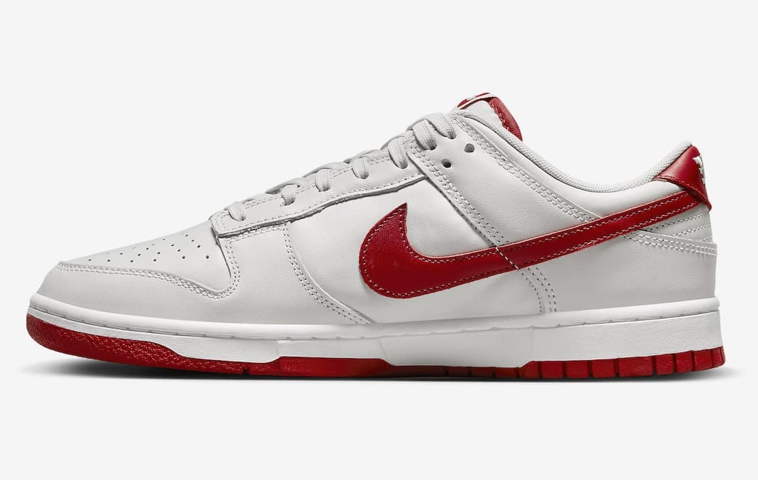  Nike Dunk Low "Varsity Red"