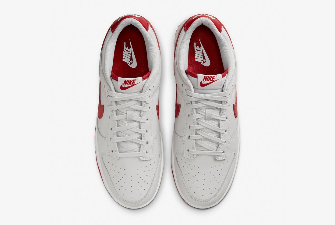  Nike Dunk Low "Varsity Red"