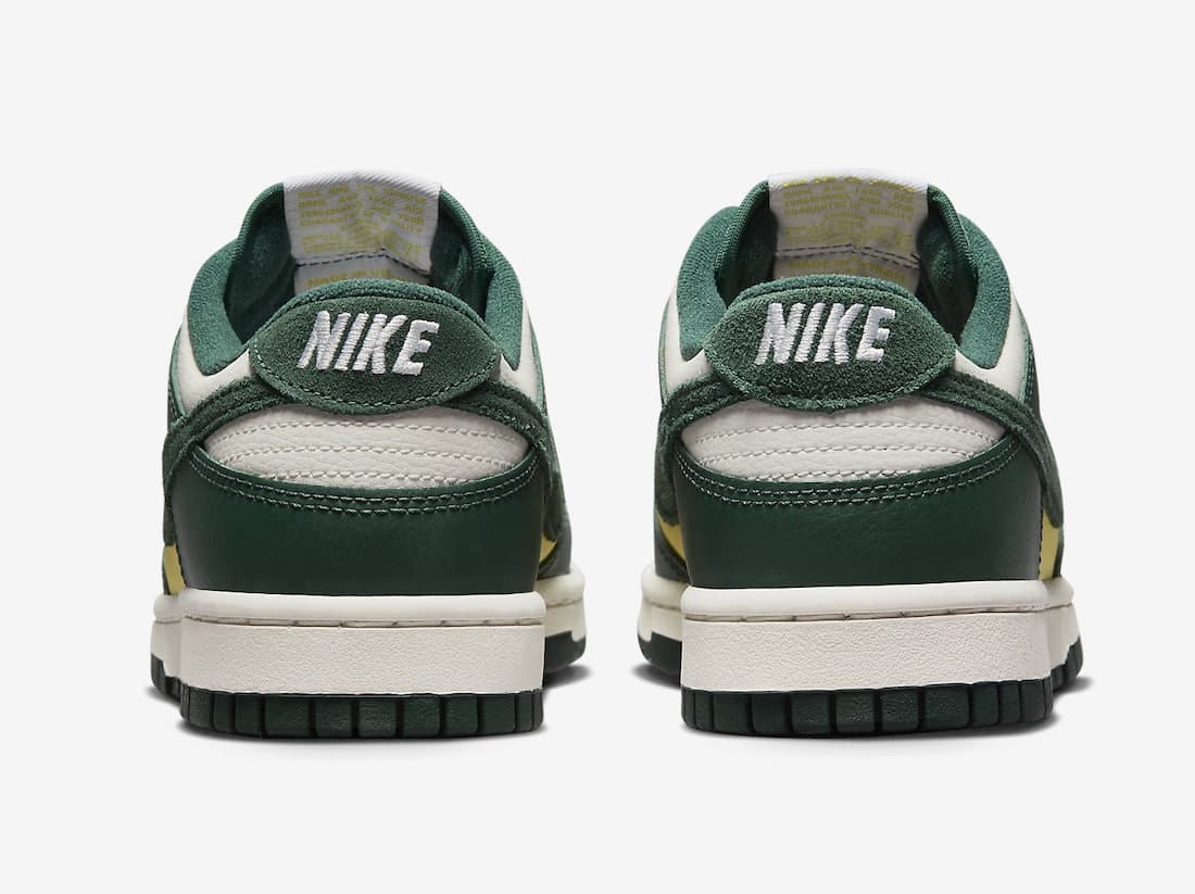 Nike Dunk Low "Noble Green"