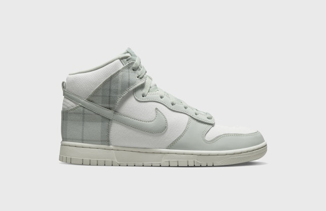 Nike Dunk High "Plaid"