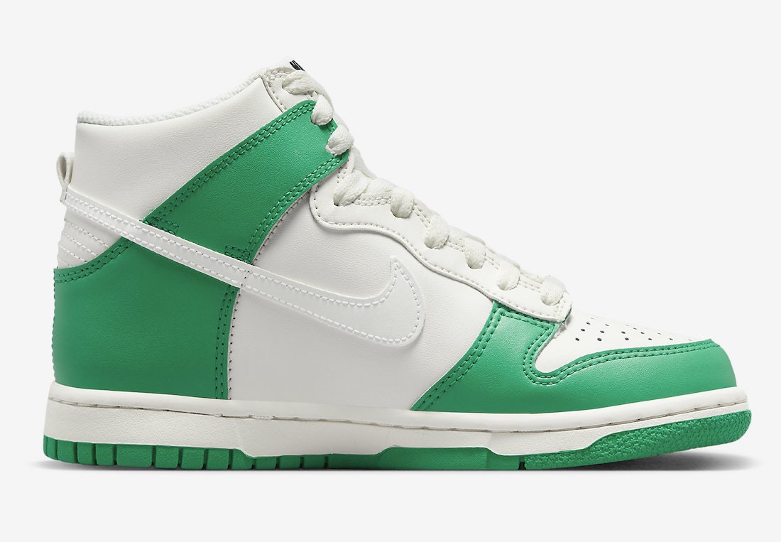 Nike Dunk High GS "Phantom/Stadium Green"