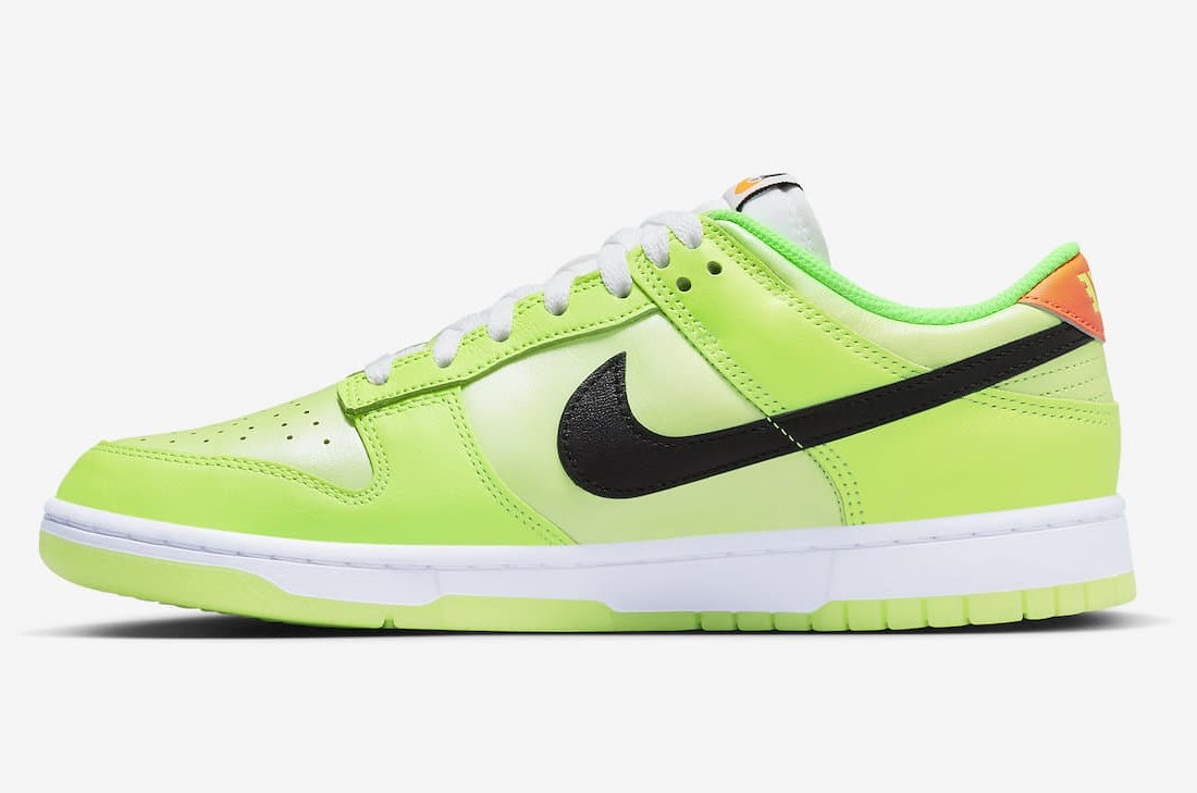 Nike Dunk Low "Glow in the Dark"