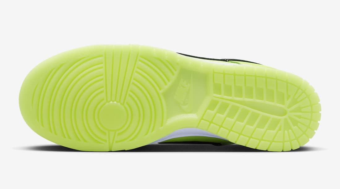 Nike Dunk Low "Glow in the Dark"