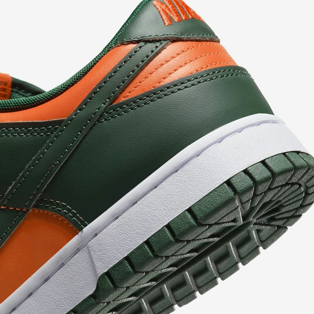 Nike Dunk Low "Miami Hurricanes"