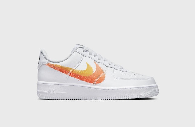 Nike Air Force 1 Low "Orange Spray" Nike Air Force 1 Low "Orange Spray"