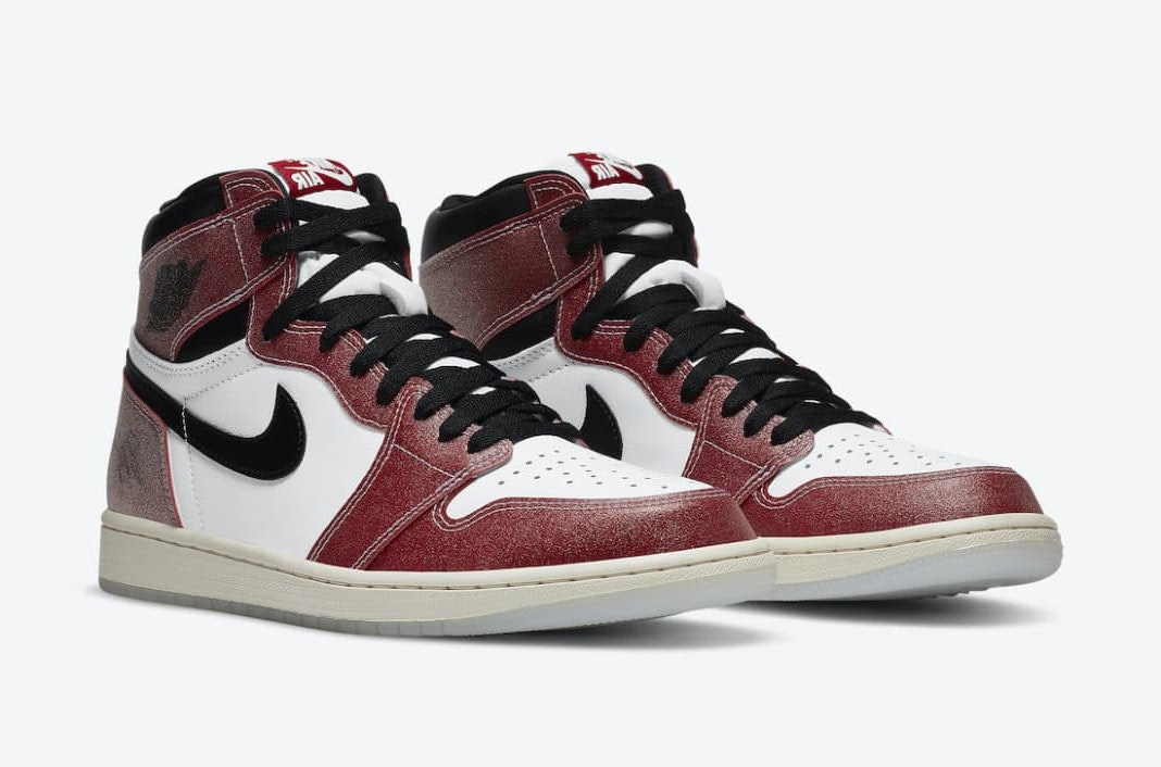 Trophy Room x Air Jordan 1 High OG "Varsity Red"