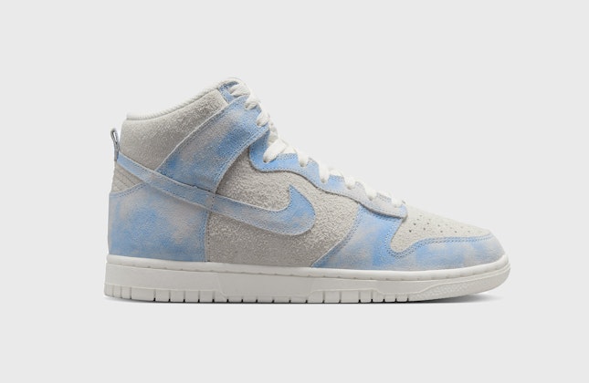 Nike Dunk High "Clouds" Nike Dunk High "Clouds"