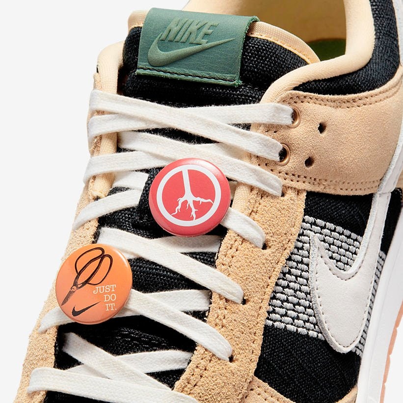 Nike Dunk Low "Peace"