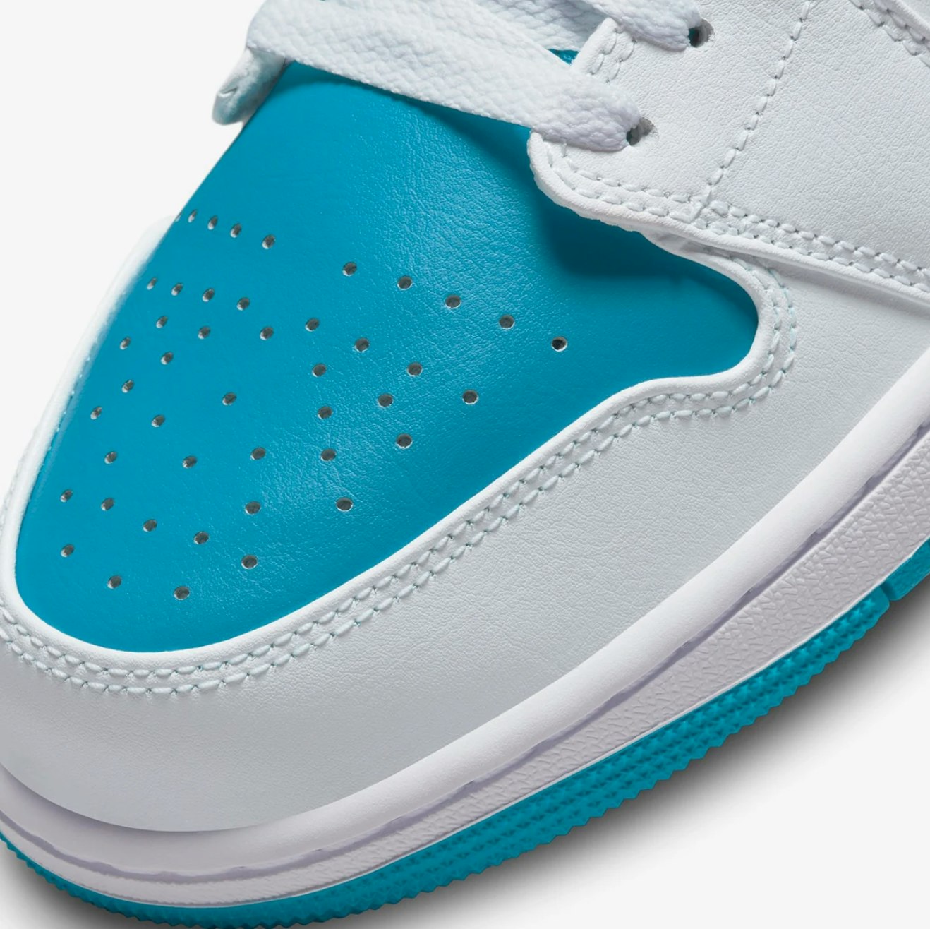 Air Jordan 1 Low "Aquatone"