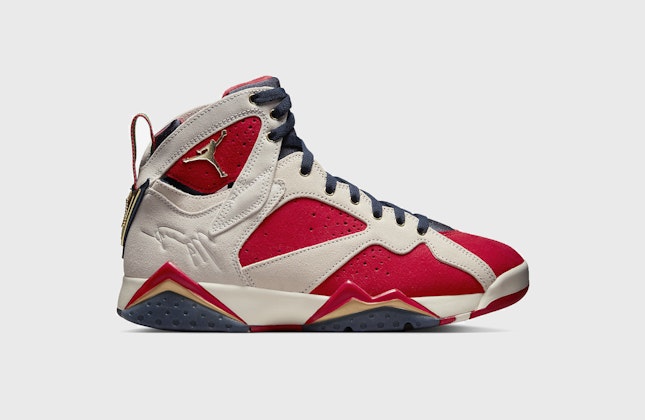 Trophy Room x Air Jordan 7 "Barcelona Olympics" Trophy Room x Air Jordan 7 "Barcelona Olympics"
