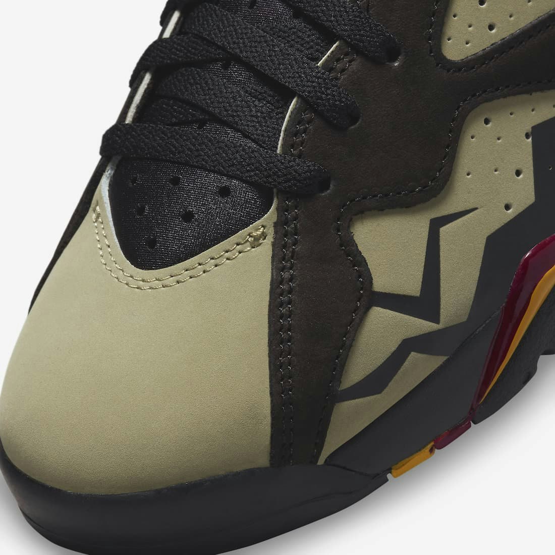 Air Jordan 7 Retro SE "Black Olive"