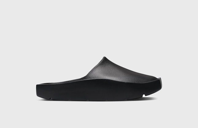 Billie Eilish x Jordan Hex Mule "Black"