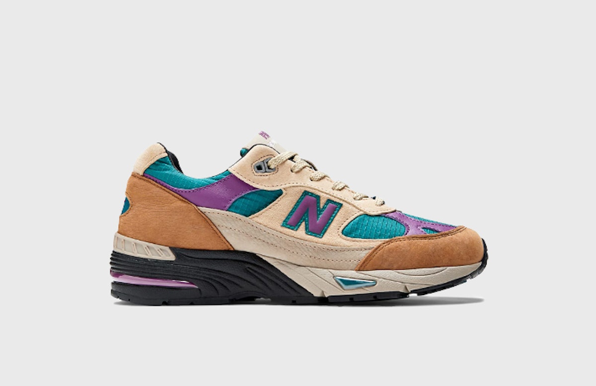 Palace x New Balance 991  