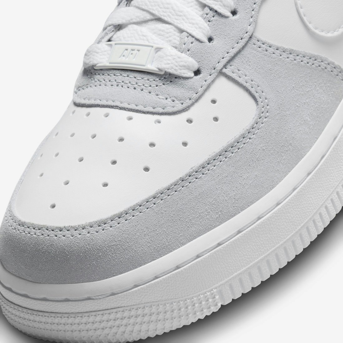 Nike Air Force 1 Low "Pure Platinum"