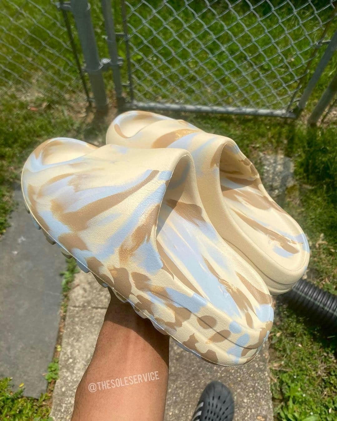 Yeezy Slide "MX"