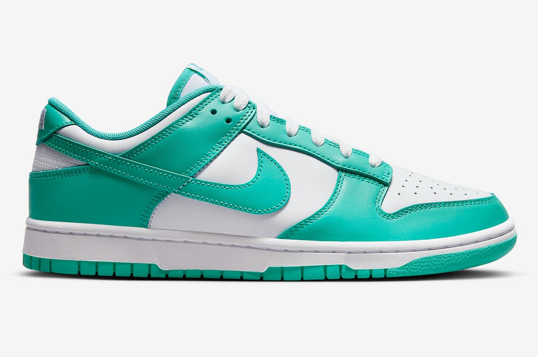 Nike Dunk Low "Clear Jade"